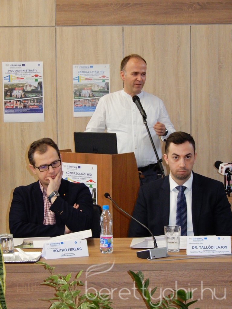 HURO Közigazgatási híd 22